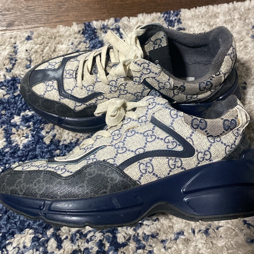 Gucci shoes - Picture 3 of 3
